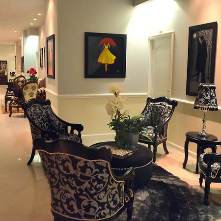 Victoria'S Park Hotel Armenia  Buitenkant foto