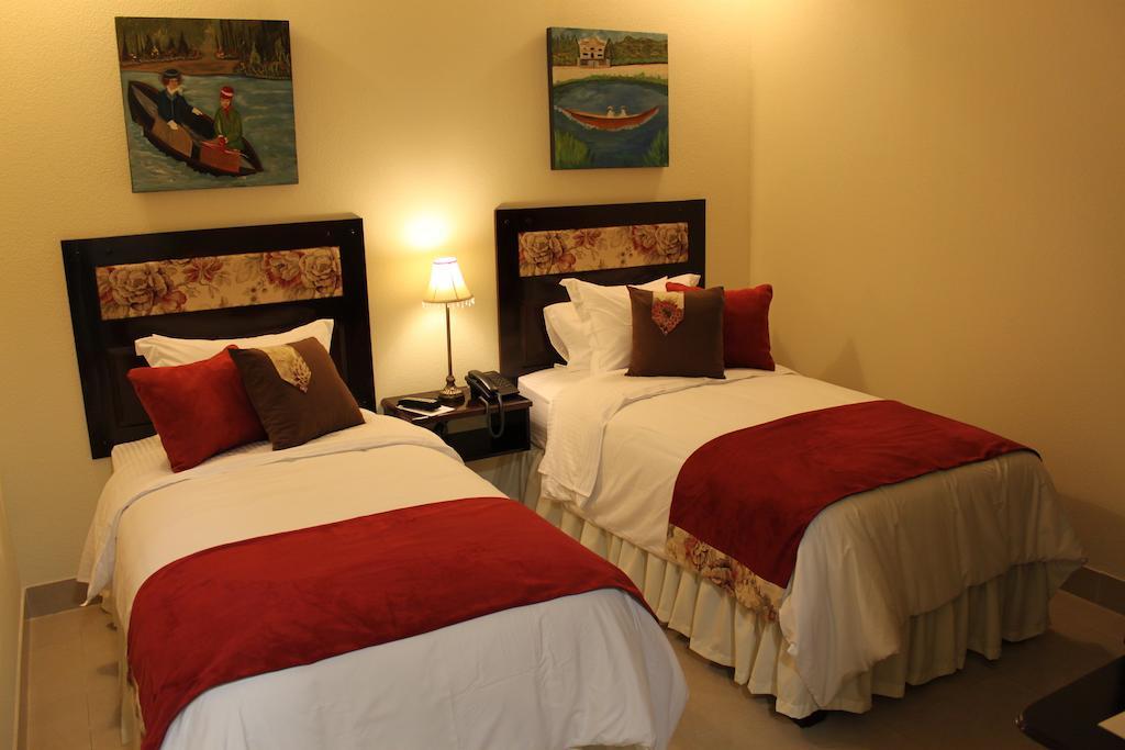 Victoria'S Park Hotel Armenia  Buitenkant foto