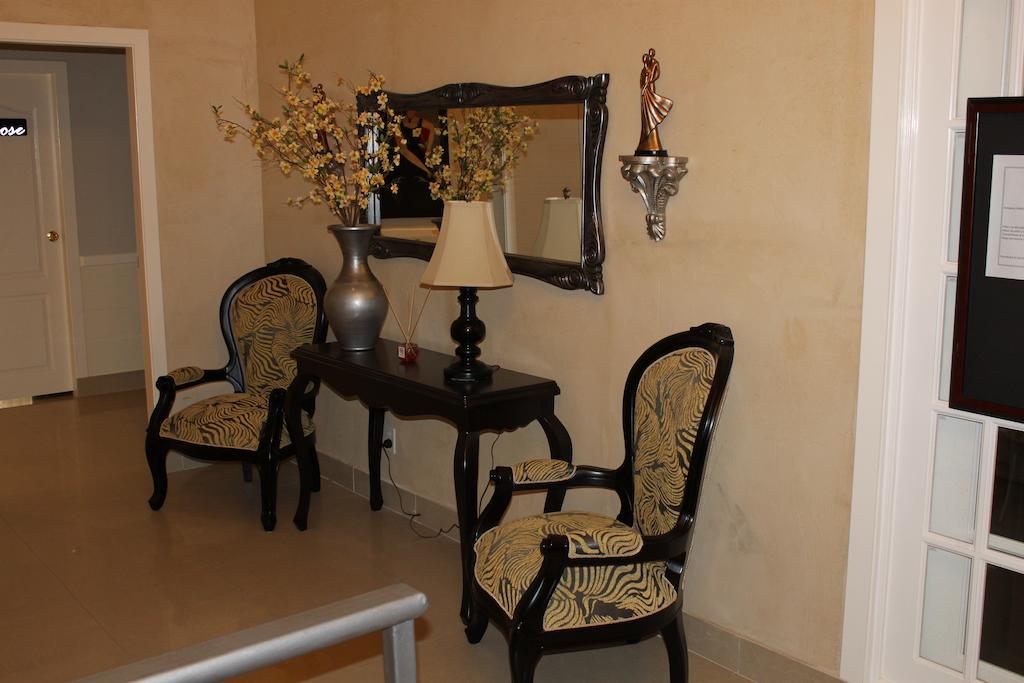 Victoria'S Park Hotel Armenia  Buitenkant foto