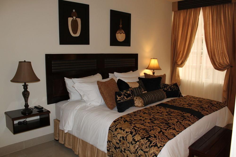Victoria'S Park Hotel Armenia  Buitenkant foto